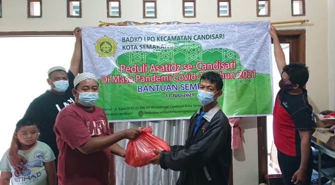 Badko LPQ Candisari Kota Semarang Bagikan 218 Paket Sembako Bagi Asatidz se-Candisari di Masa Pandemi Covid-19